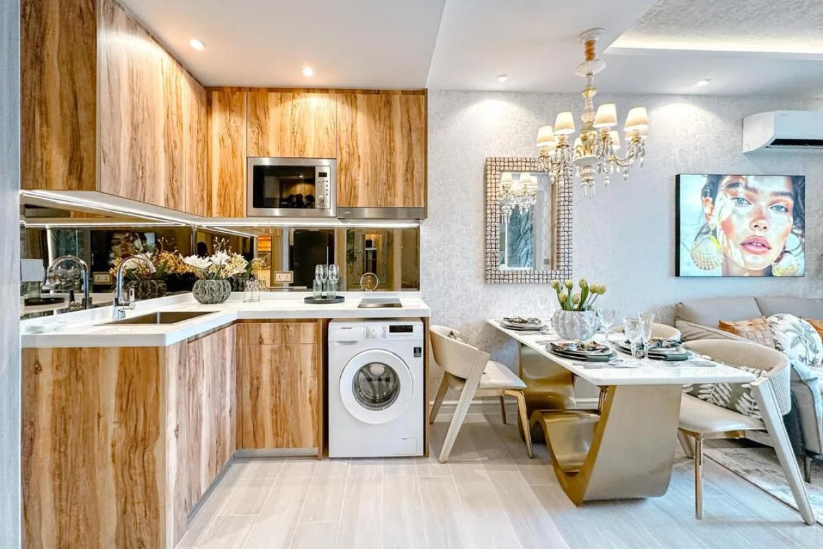 2 Bedroom Condo for Sale at The Riviera Santa Monica 