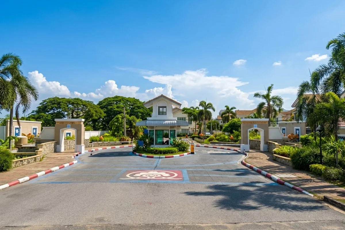 Baan Fah Rim Haad – Villenanlage in Bang Lamung