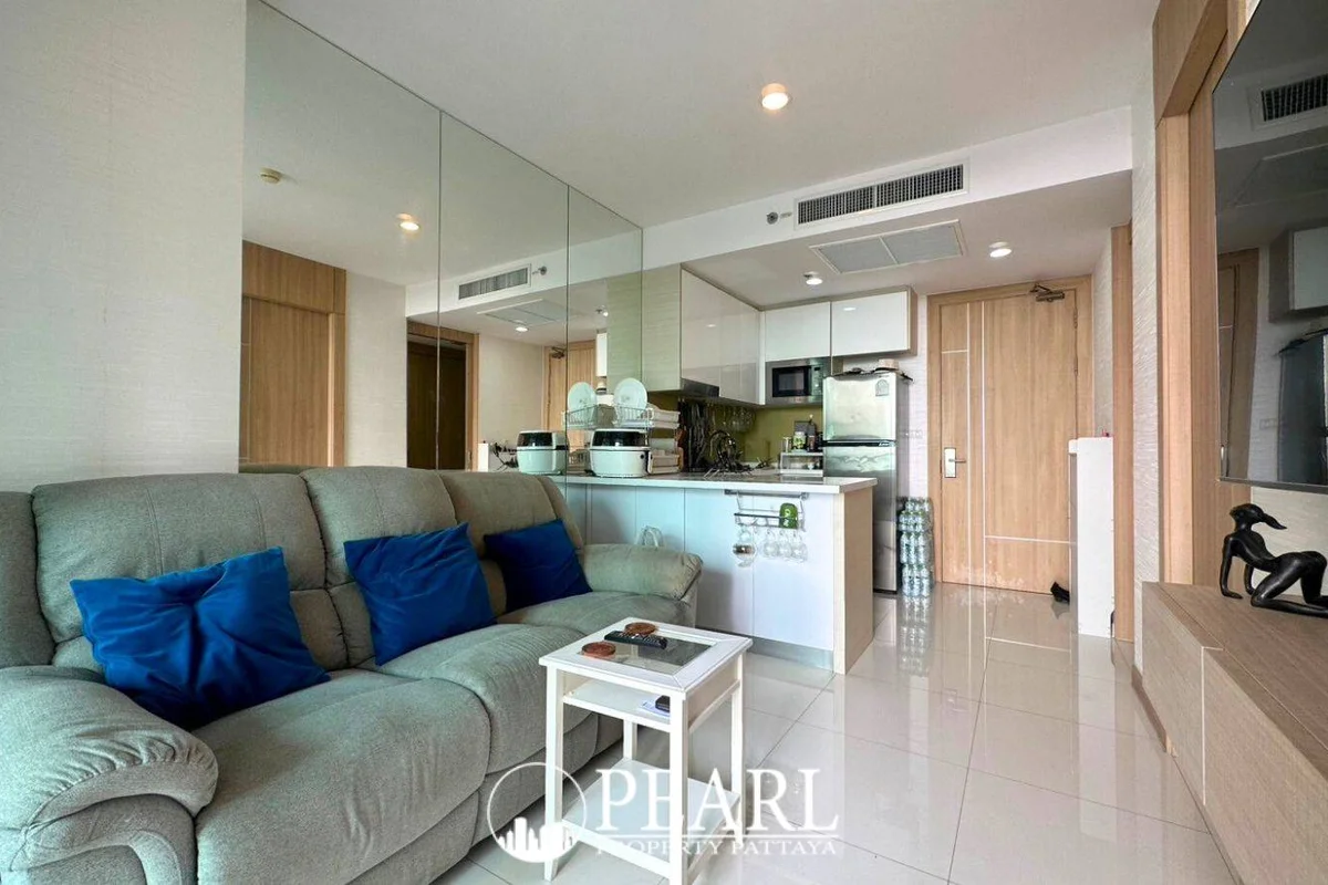 1 Bedroom Condo for Sale at Riviera Wong Amat Beach