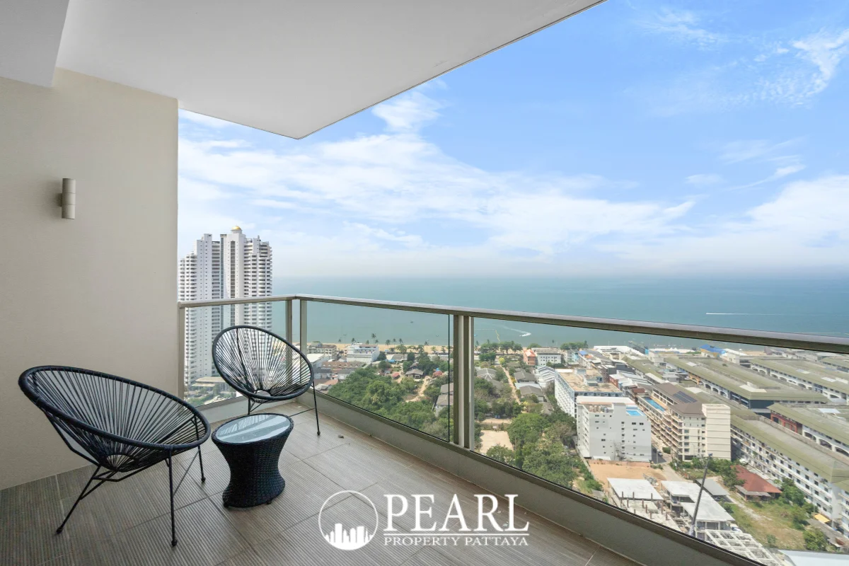 2 Bedroom Condo for Sale at The Riviera Jomtien