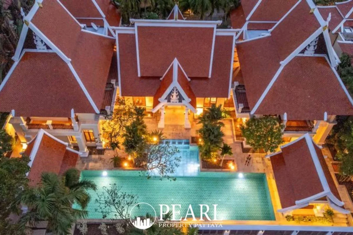 5 Bedroom House for Sale in Bang Lamung