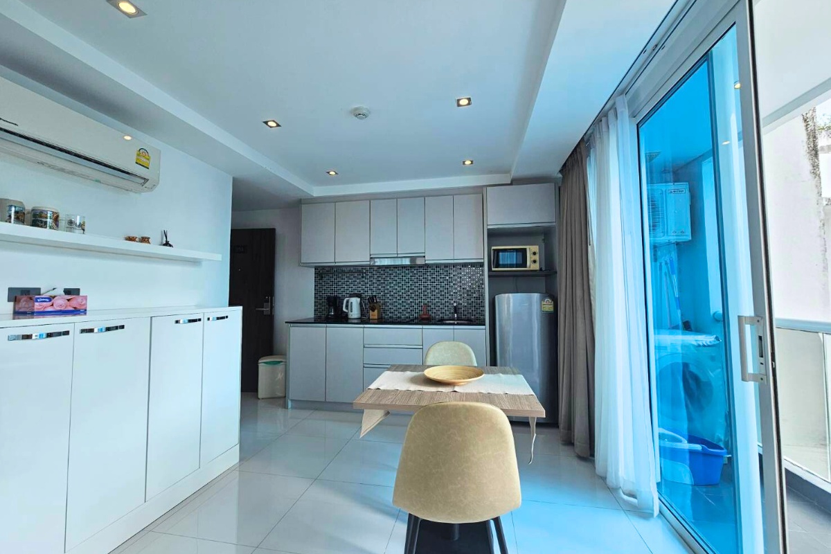 1 Bedroom Condo for Sale & Rent at Serenity Wongamat, Pattaya, Thailand — photo 3