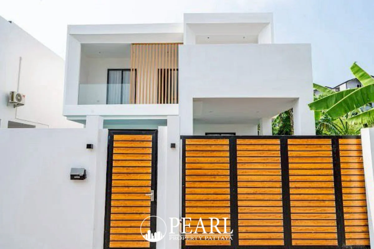 6 Bedroom House for Sale in Central Pattaya – 6 Bedrooms House in Bang Lamung