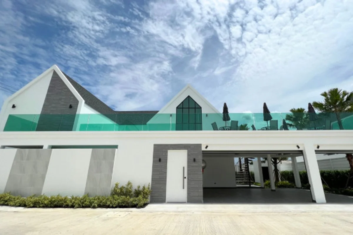 3 Bedroom House for Sale at Larelana Villa