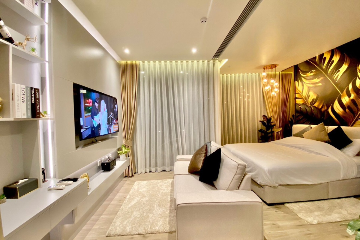 1 Bedroom Condo for Sale & Rent at Arom Wongamat