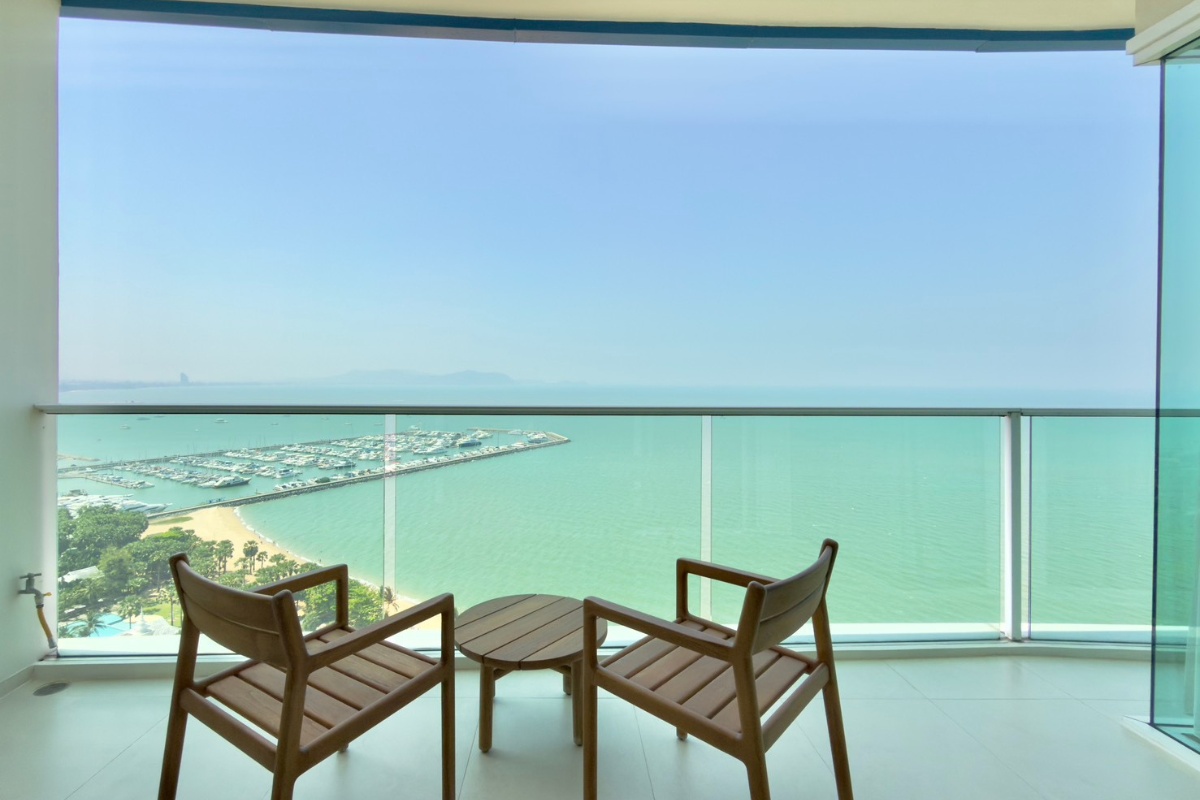 1 Bedroom Condo for Rent at Movenpick Residences