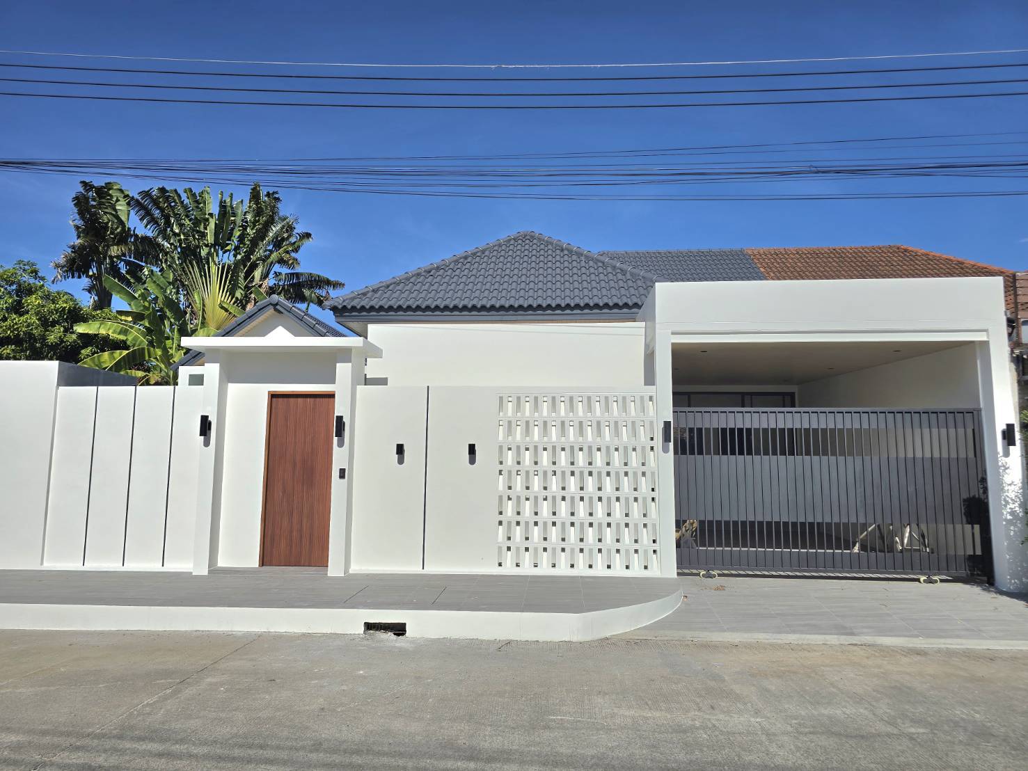 วิลล่าขาย รีโนเวทใหม่ สระส่วนตัว เจ้าฟ้าฯ ภูเก็ต 3 ห้องนอน ราคา 8.49 ล้าน