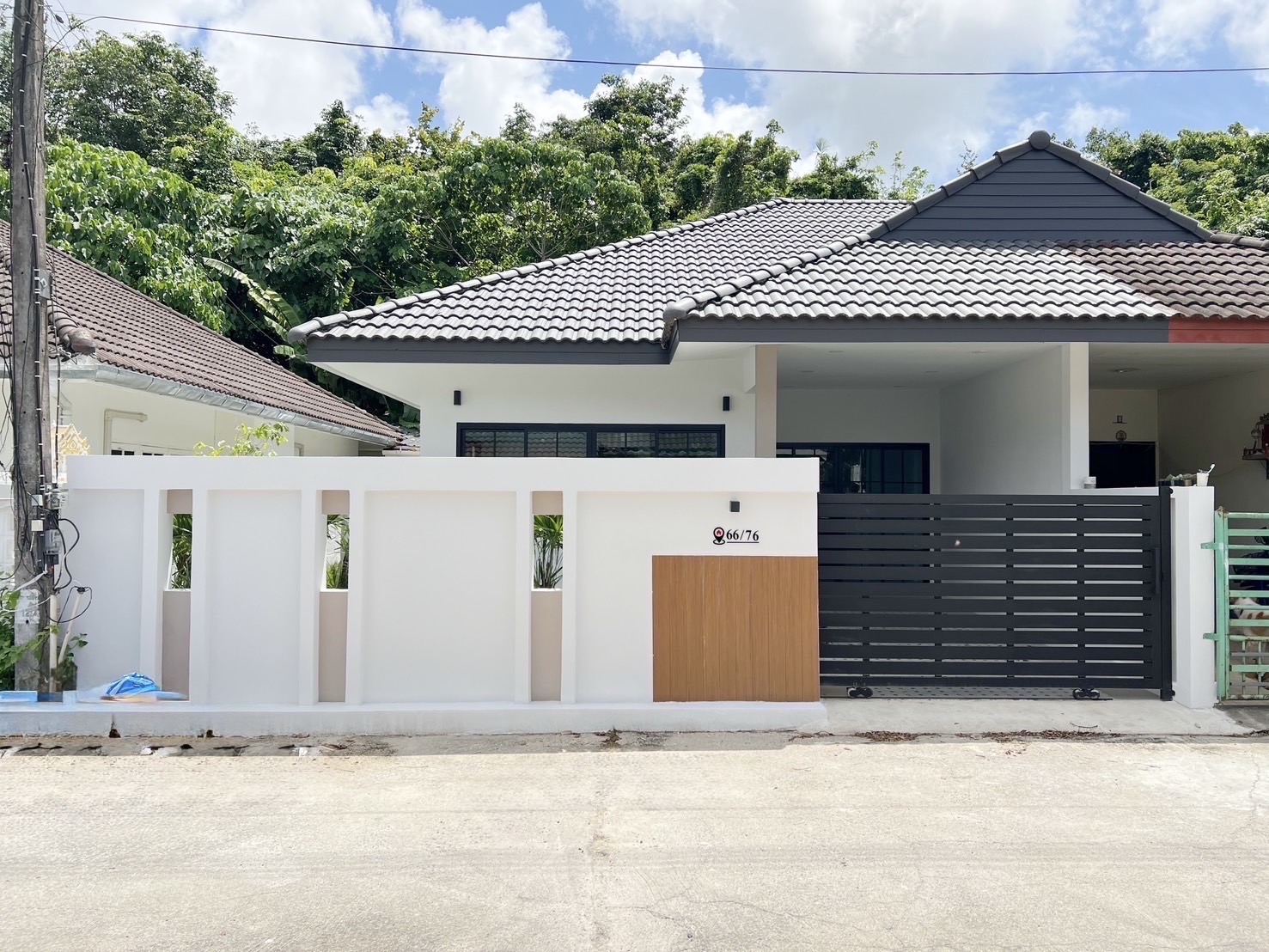 บ้านแฝดหมู่บ้านพูนทรัพย์ ภูเก็ต 4.2 ล้าน