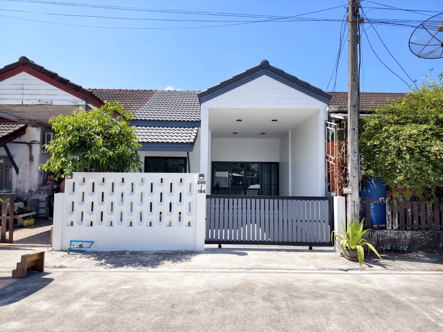 บ้านเดี่ยวขาย รีโนเวทใหม่ ม่าหนิก ถลาง ภูเก็ต 2 ห้องนอน ราคา 2.89 ล้าน