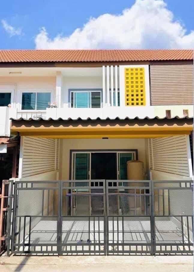 ทาวน์เฮ้าส์ขาย สภาพดี โซนกู้กู ภูเก็ต 2 ห้องนอน ราคา 3.19 ล้าน