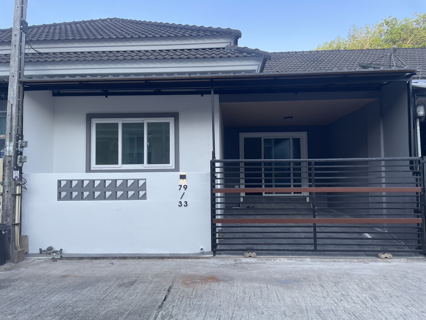 ทาวน์เฮ้าส์ขาย 3 ห้องนอน รีโนเวทใหม่ ฉลอง ภูเก็ต 3.19 ล้าน