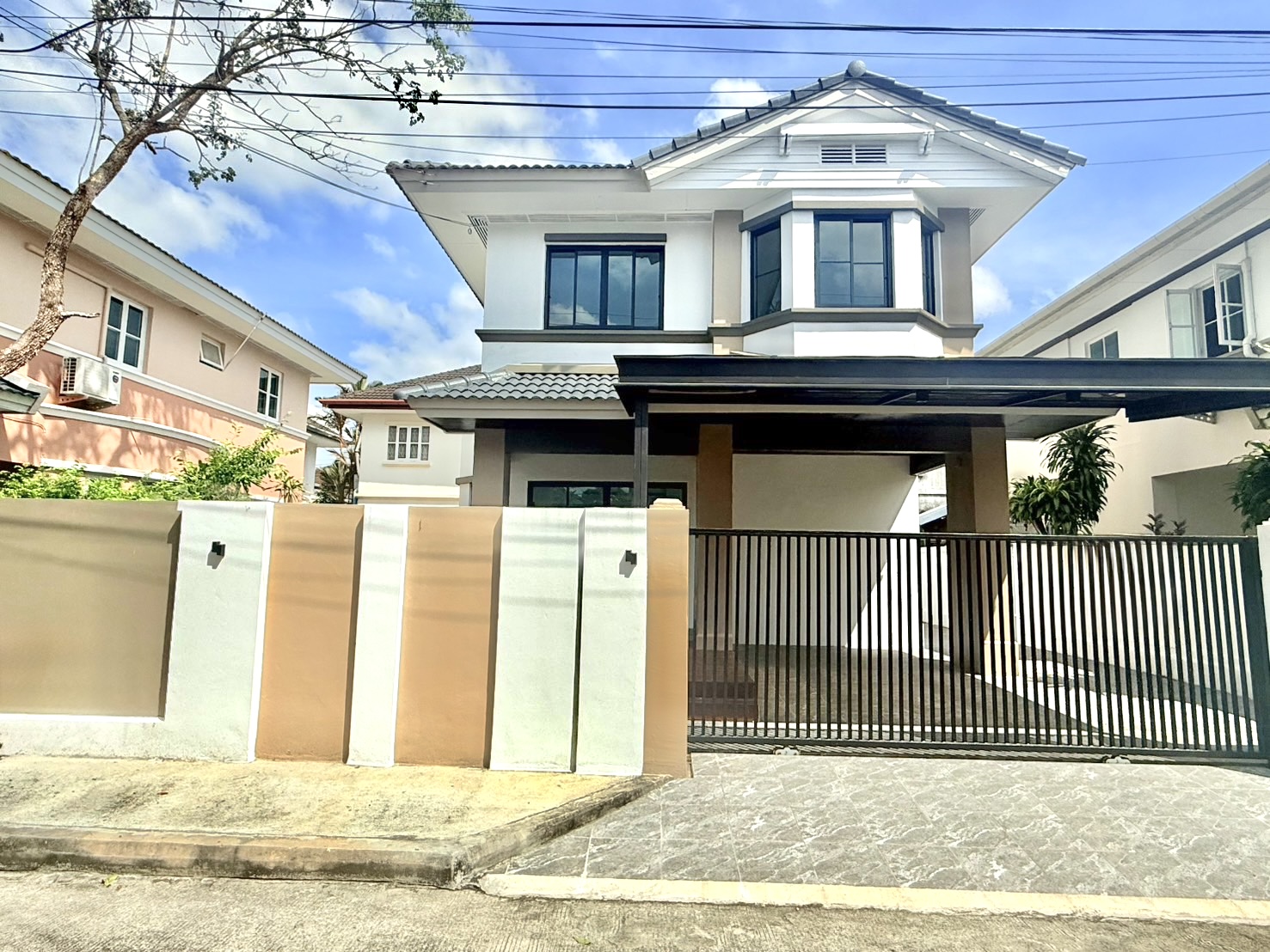 บ้านเดี่ยว 2 ชั้น ทำเลพรีเมียม