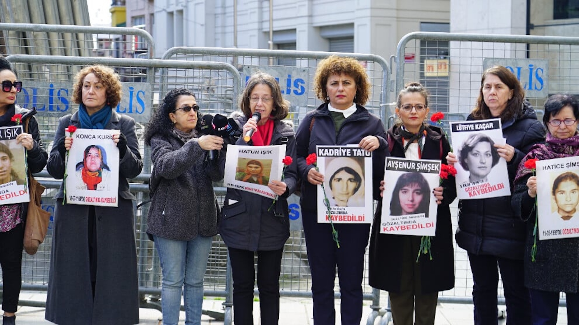 Cumartesi Anneleri, 8 Mart Öncesi Gözaltında Kaybedilen Kadınları Andı