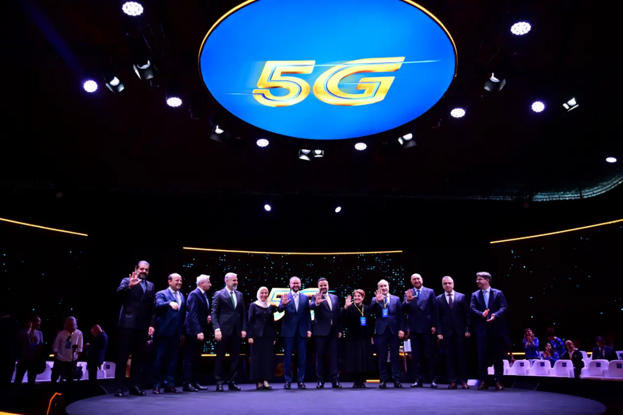 5G Reklamlarında 'Yandaş' Ayrımcılığı: Halkın Vergisi Tek Sesli Medyaya mı Akıyor?