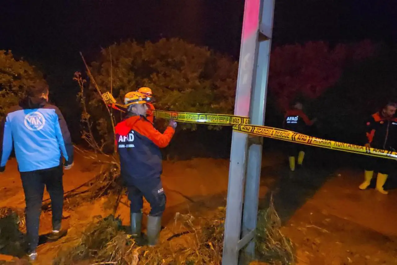 Adana'da Sel Felaketi: Bir Can Daha Yetersiz Altyapının Kurbanı Oldu mu?