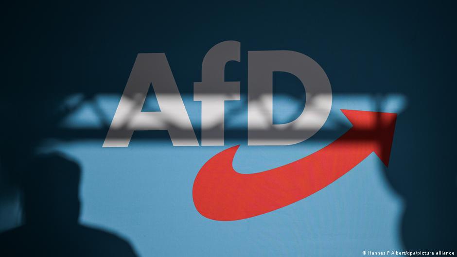 Almanya'da Akıl Tutulması: AfD Üyesi Kendi Aracını Kundaklayıp Suçu Solculara Attı