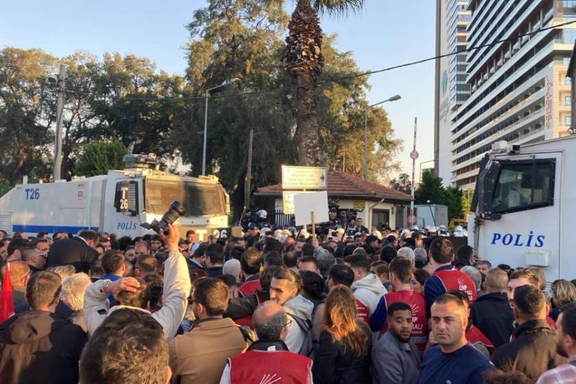 İzmir'deki Meslek Fabrikası'na Hukuksuz Müdahale Girişimi: Yargı Süreci Yok Sayılıyor mu?