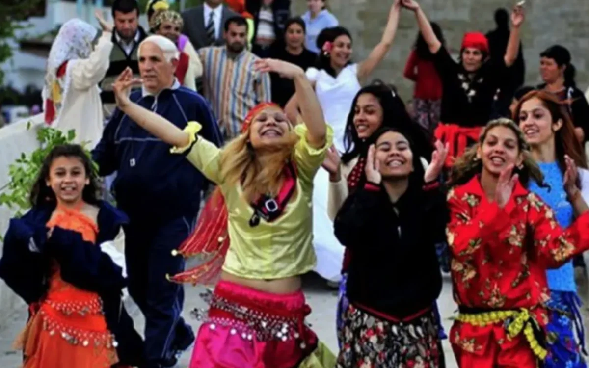 Roman Halkının Çığlığı: Eşitlik ve Onurlu Yaşam Hakkı Ne Zaman Teslim Edilecek?