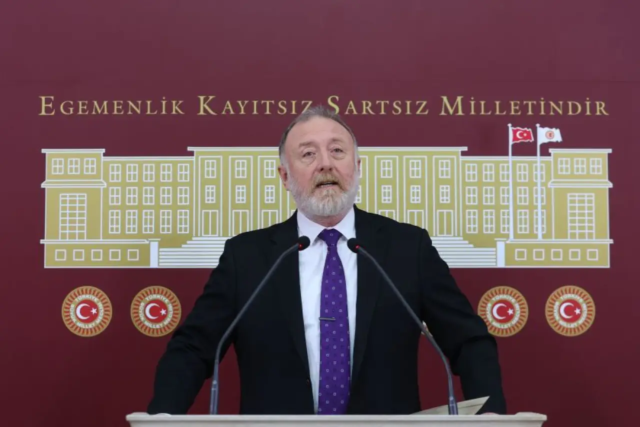 DEM Parti'den 'Özel Yasa' Çıkışı: Toplumun Beklentisi Meclis Gündeminde Neden Yok?