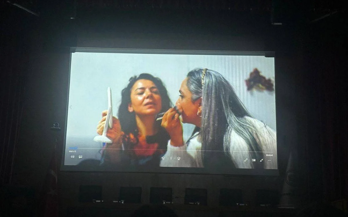 Depremin Ardından: Kuaför Koltuklarında Yeniden Varoluş Mücadelesi ve Unutulan Gerçekler