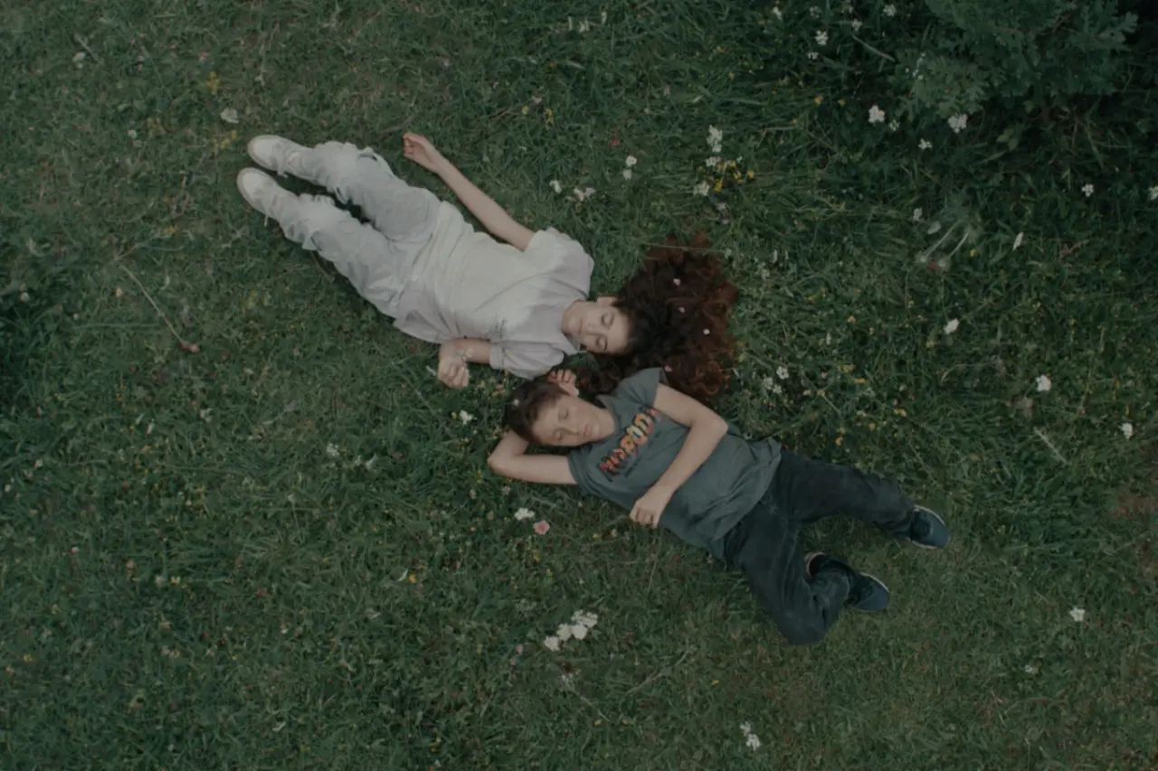 Elif Eda'nın 'Süt Çiftliği': Sanatın Sansüre Karşı Direnişi İstanbul Film Festivali'nde