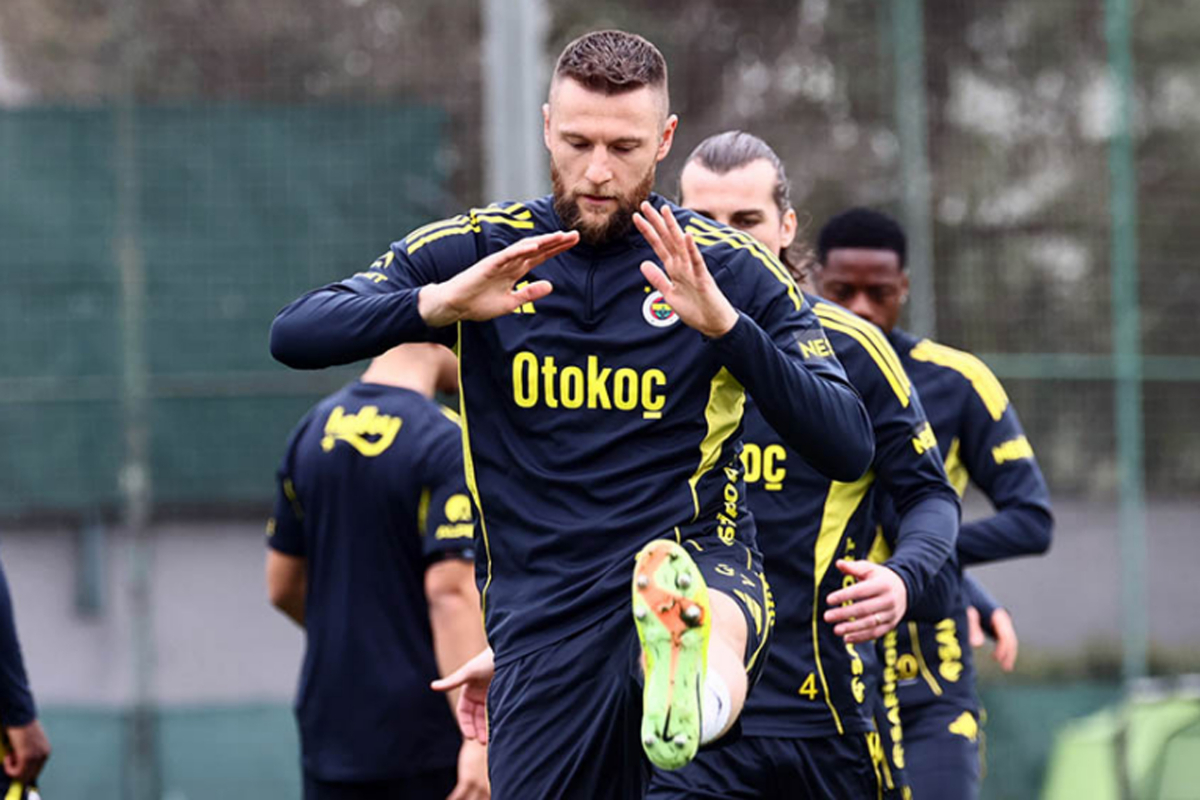 Fenerbahçe'de Sakatlık Bilmecesi: Şeffaflık Neden Yok, Taraftarın Bilgi Alma Hakkı Ne Olacak?