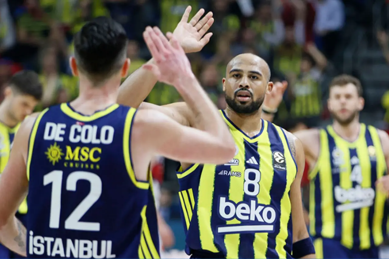 Spor Arenasında 'Normalleşme' Sinyalleri mi? Fenerbahçe-Zalgiris Eşleşmesi ve Tartışmalı Takvim