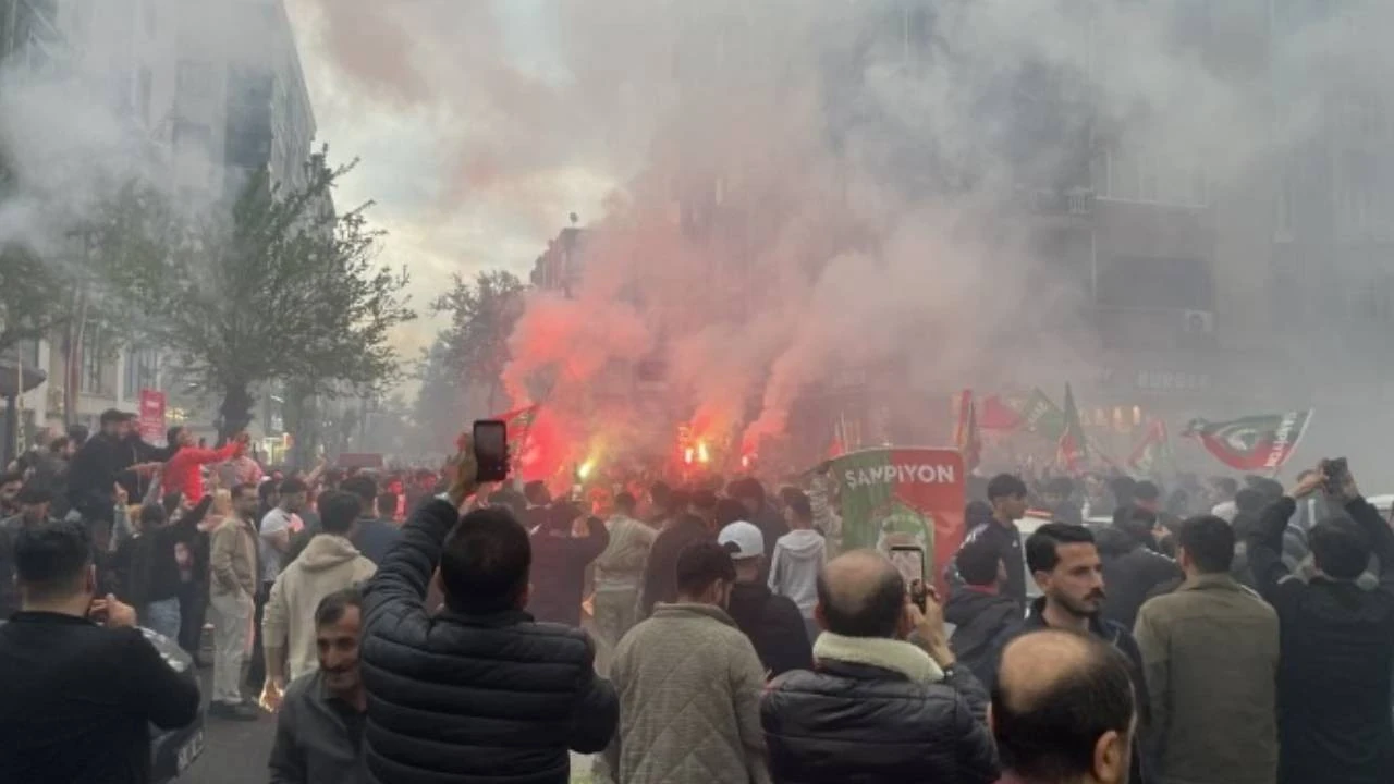 Amedspor'un Başarısı: Futbol Sahalarındaki Direniş ve Dayanışmanın Yükselişi
