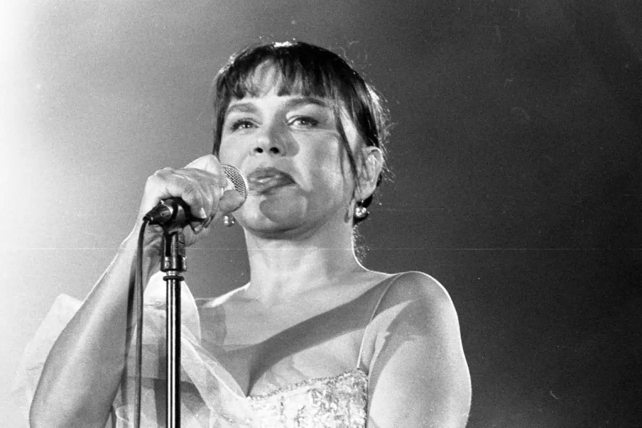 Milli Takım'a 'Özel' Şarkı: Sanatın Gücü Kimin İçin Kullanılıyor?