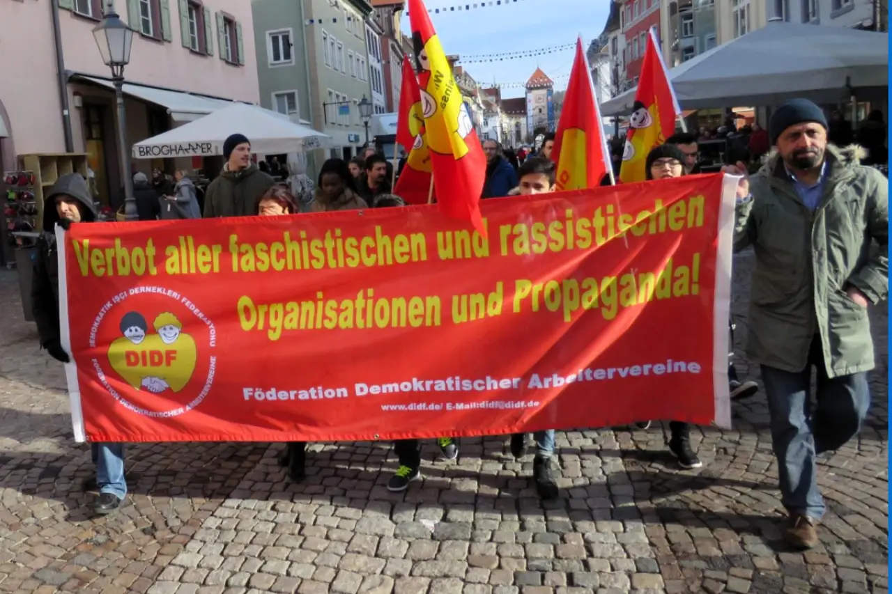 Almanya'da Yükselen Irkçı Dalga: İşçi Sınıfının Kazanımları Tehdit Altında mı?