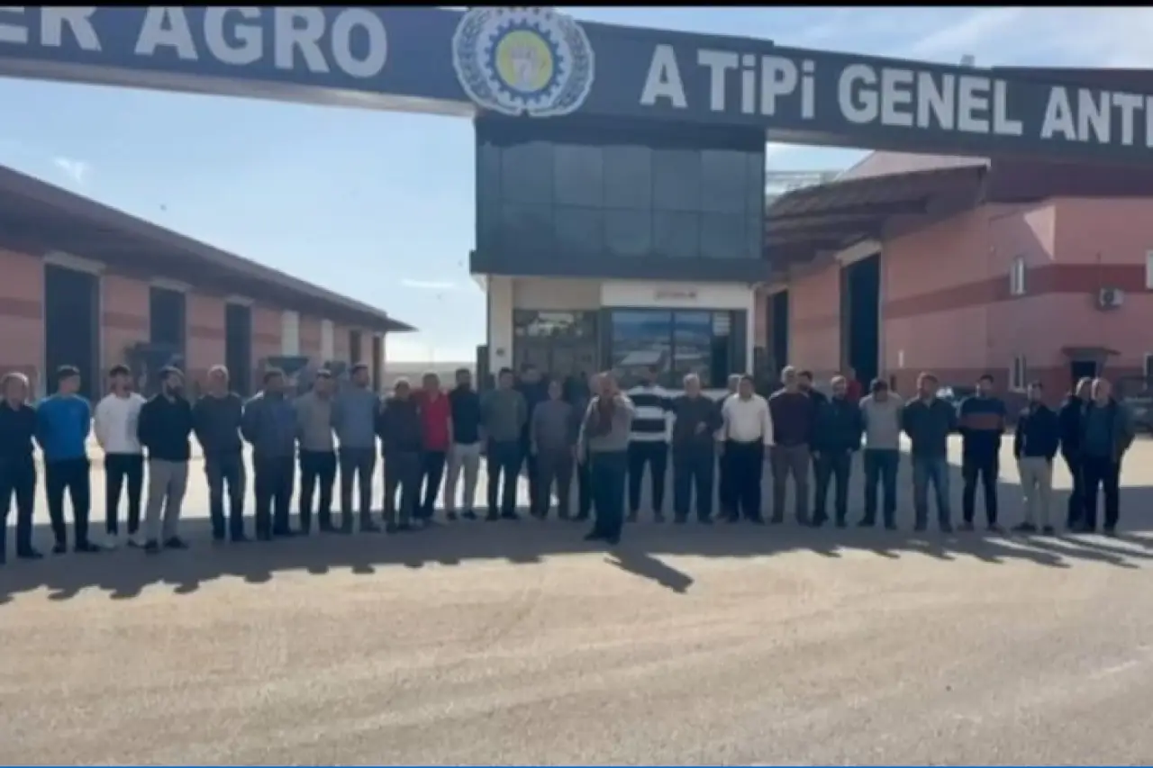 İskenderun'da Tır Şoförleri Kontak Kapattı: Yüksek Maliyetler ve Düşük Ücretler Arasında Sıkışan Bir Sektör