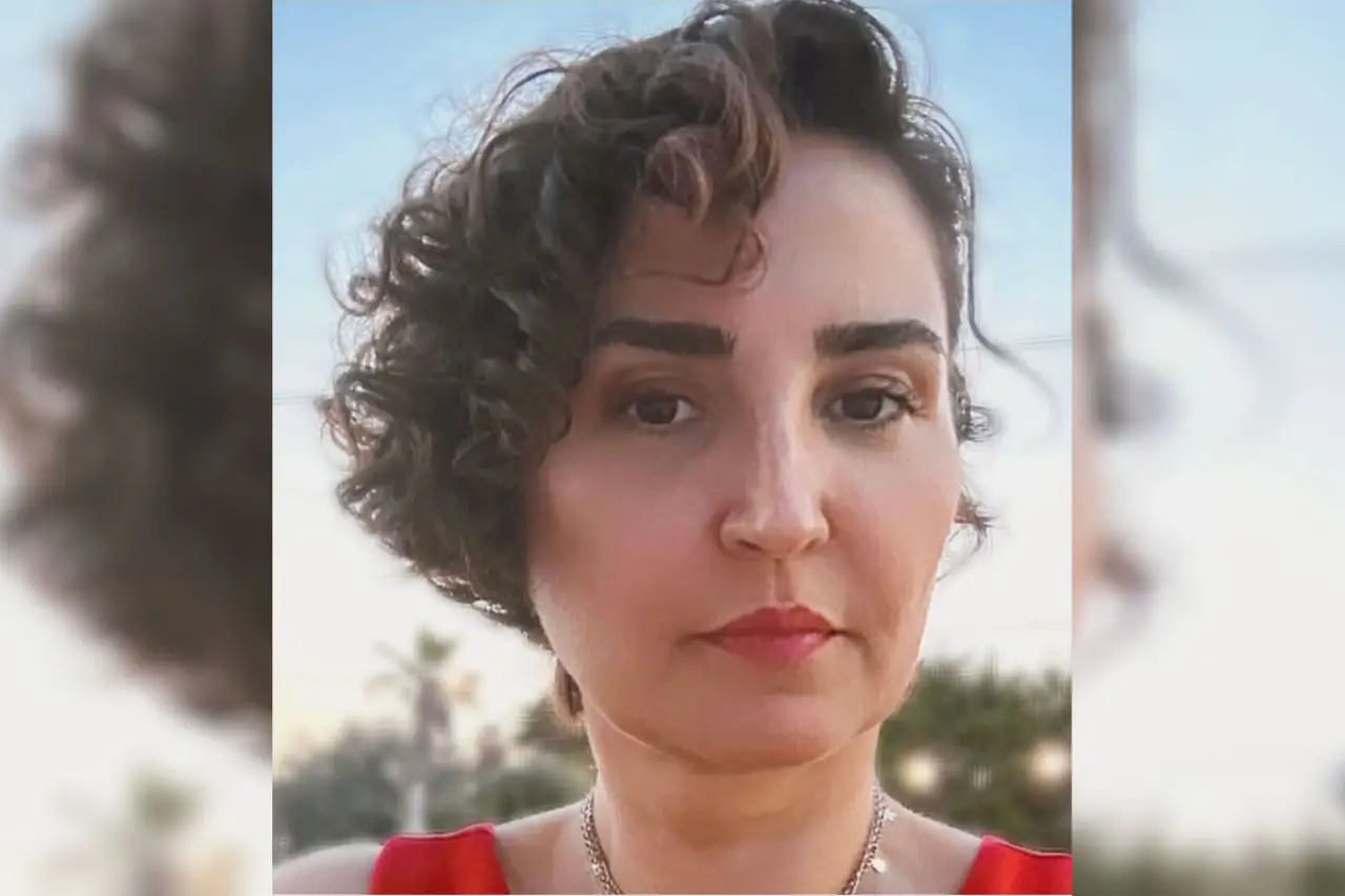 İzmir Şehir Tiyatroları'nda Adalet Arayışı: Kurucu Direktör Karabay, Hukuk Mücadelesini Kazandı