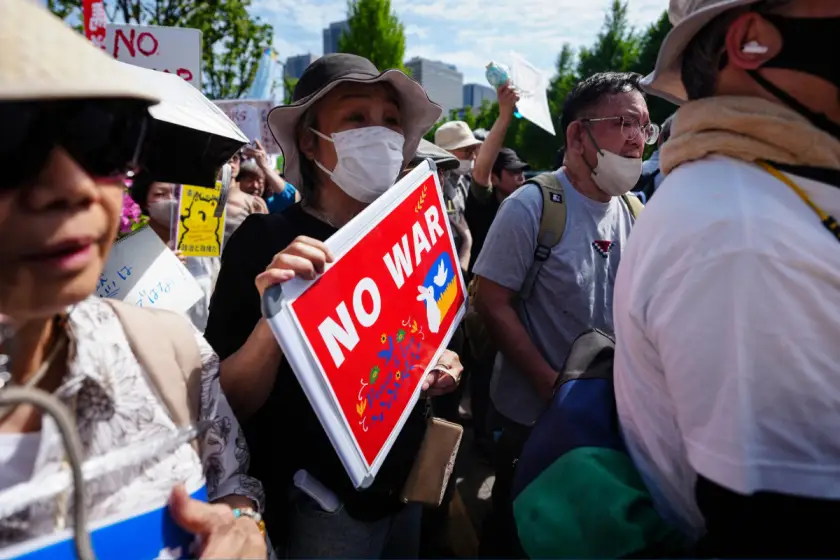 Japonya'da 'Barış Anayasası'na Müdahale Girişimi: Halktan Sert Tepki