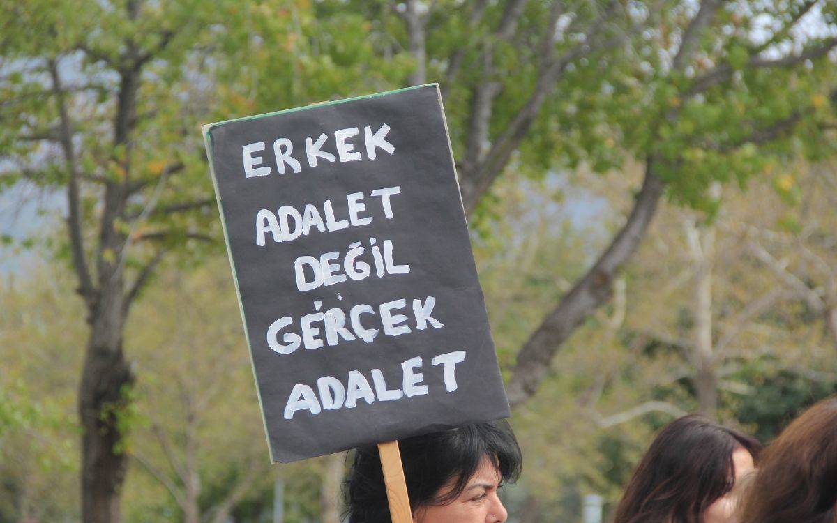 Kadın Hakime Şiddet Uygulayan Savcı Yargı Karşısında: Adalet Nerede?