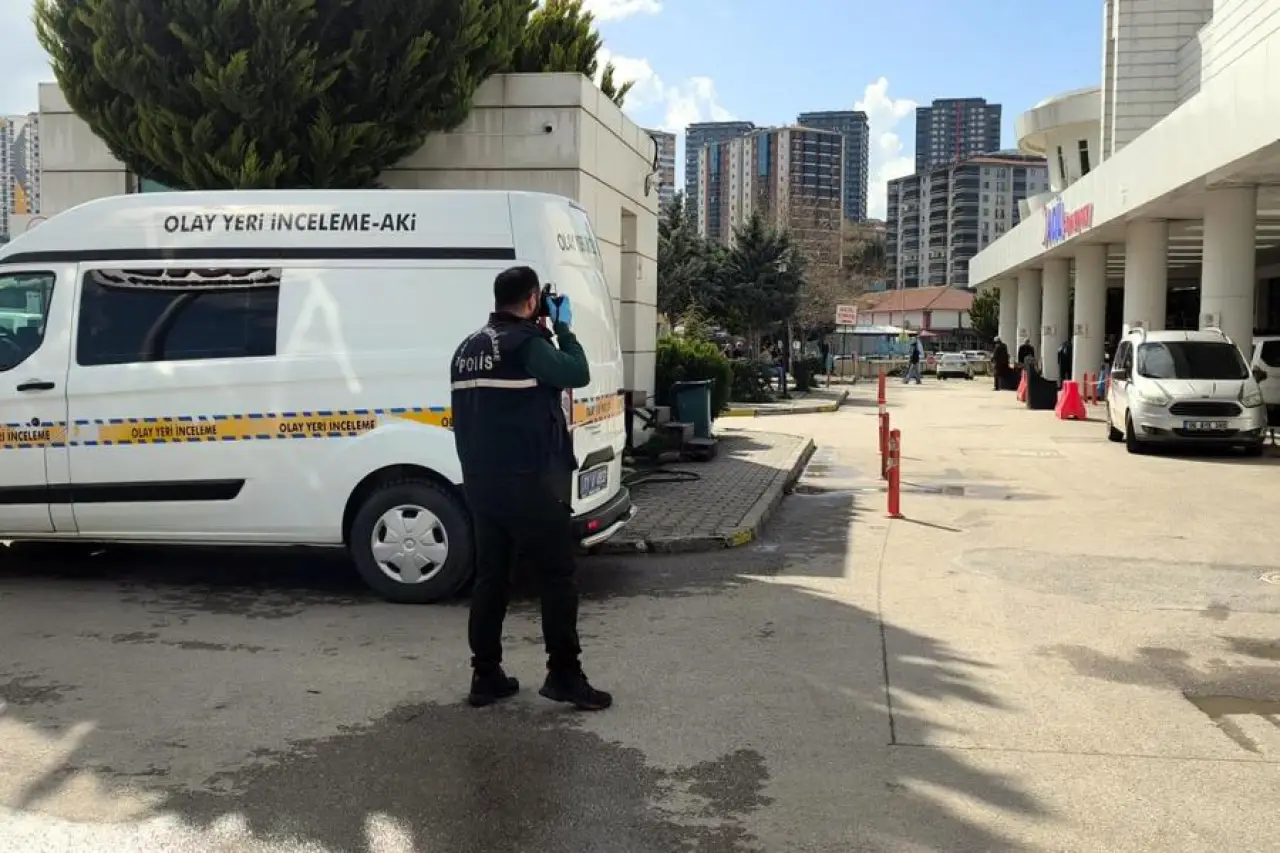 Kırıkkale'de Hastane Odasında Dehşet: Doğum Yapan Kadın ve Partneri Bıçaklı Saldırıya Uğradı!