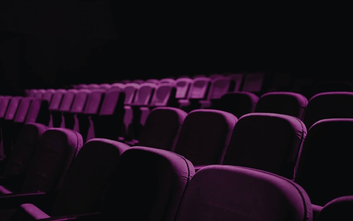 Kuirfest'ten İKSV'ye Sert Uyarı: Sanatsal Özgürlüğün Barikatı Olmak mı, Ticari Şöhret mi?