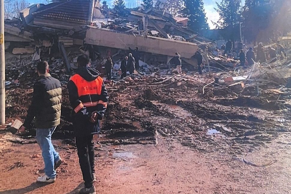 Manolya Sitesi Davasında Adalet Bir Kez Daha Ertelendi: Bilirkişi Heyeti Çekildi