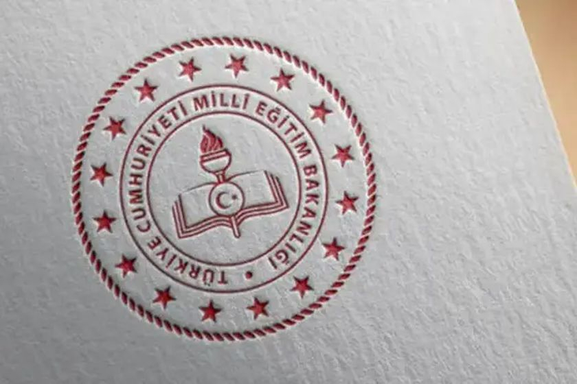MEB'den 23 Nisan Genelgesi: Çocuk Bayramı 'Milli ve Manevi' Sınırlarla Çevriliyor mu?
