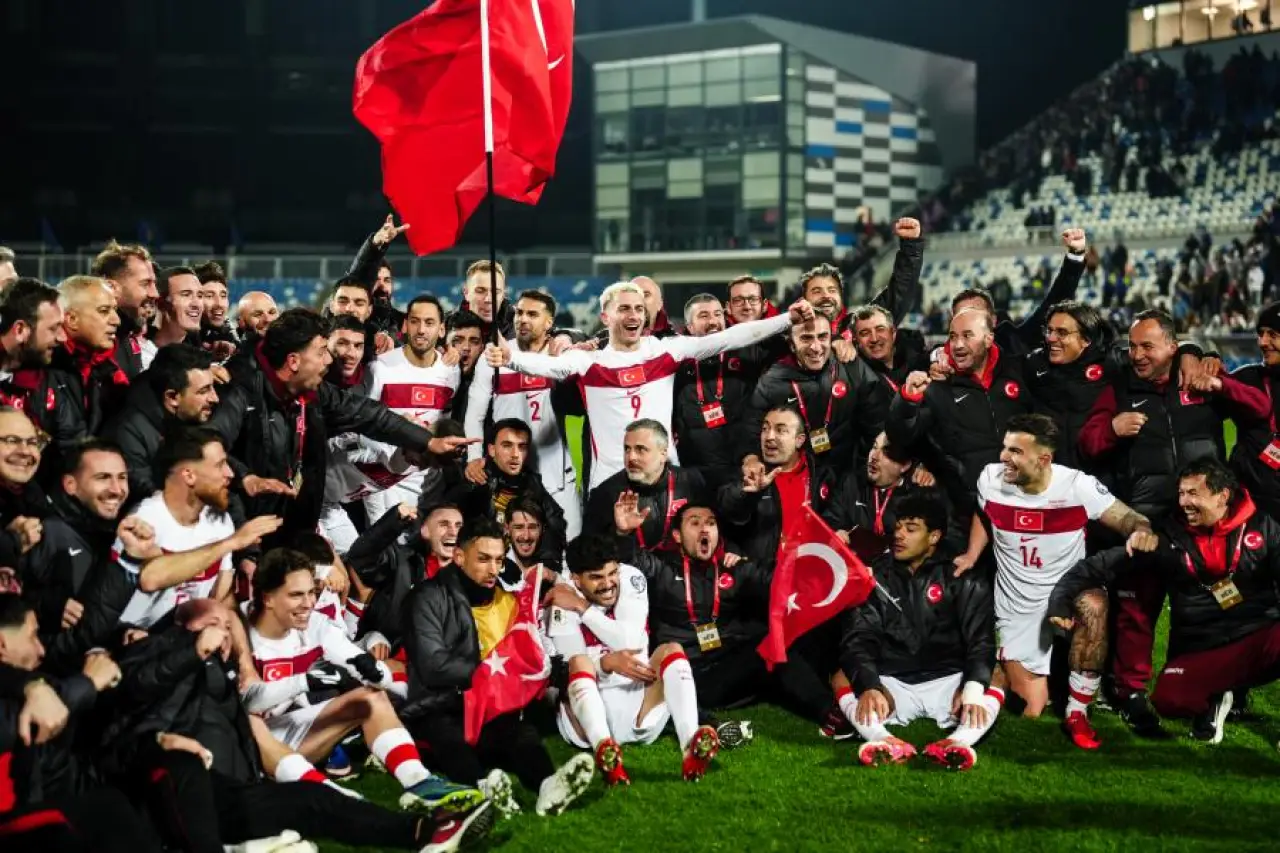 Milli Başarı Perdesi Ardında Gizlenen Gerçekler: Emek Sömürüsü ve Toplumsal Sorunlar Gündemden Düşürülemez