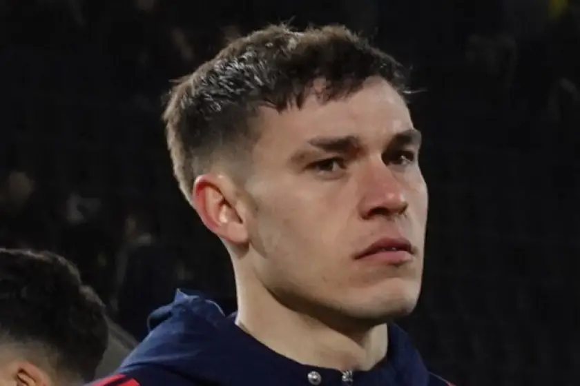 Transfer Dedikoduları Gölgesinde Futbol Ekonomisi: Kulüplerin Borç Yükü ve Halkın Gündemi