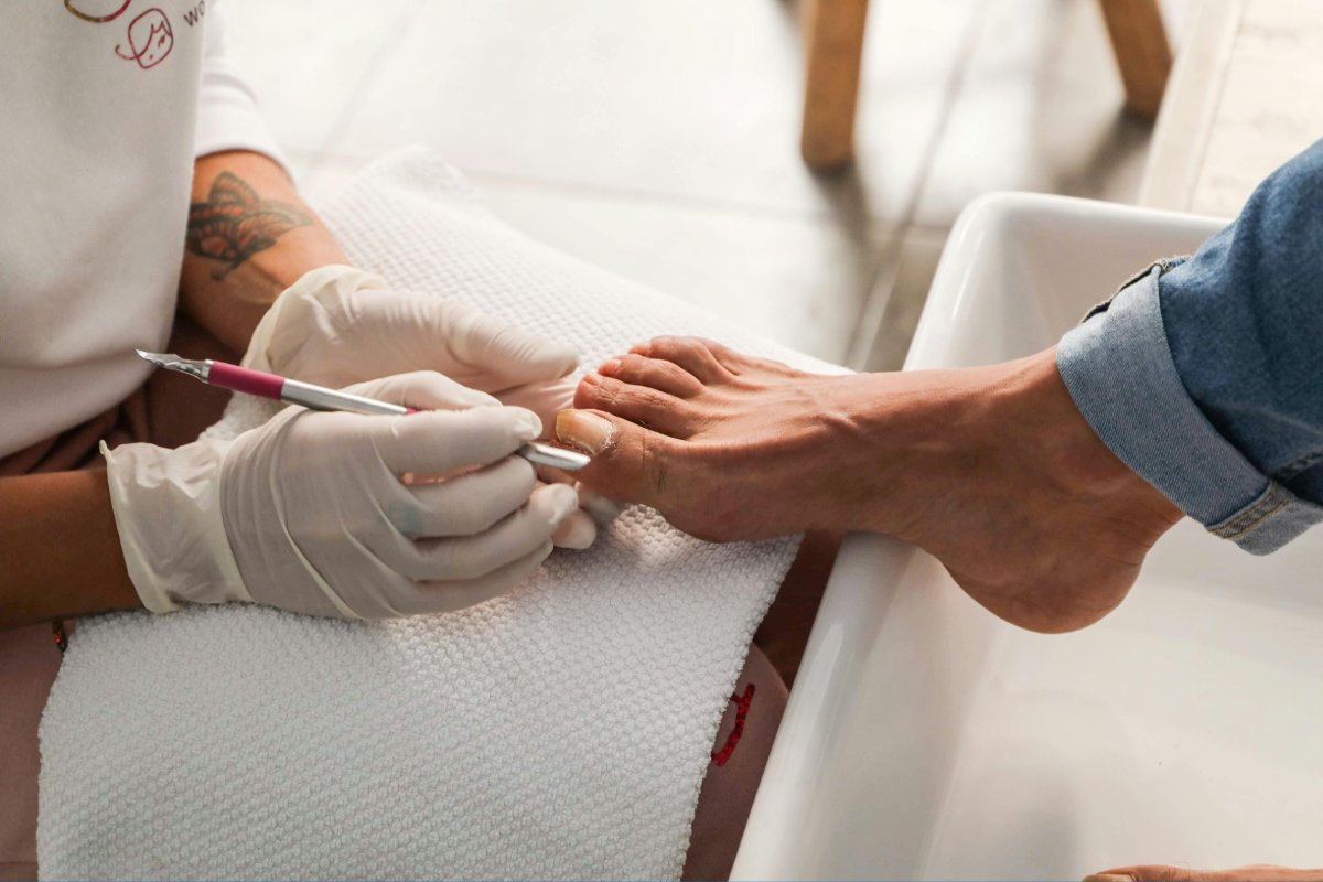 Nasırın Ardındaki Gerçek: Sağlık Sistemindeki Çarpıklıklar ve Halkın Yükü