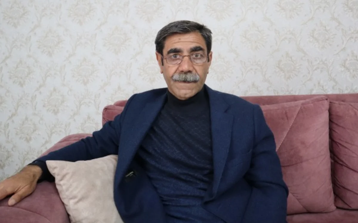 Cezaevinde Filizlenen Direniş: Okuma Yazma Bilmeden Girdiği Zindanda 11 Kürtçe Kitap Yazdı