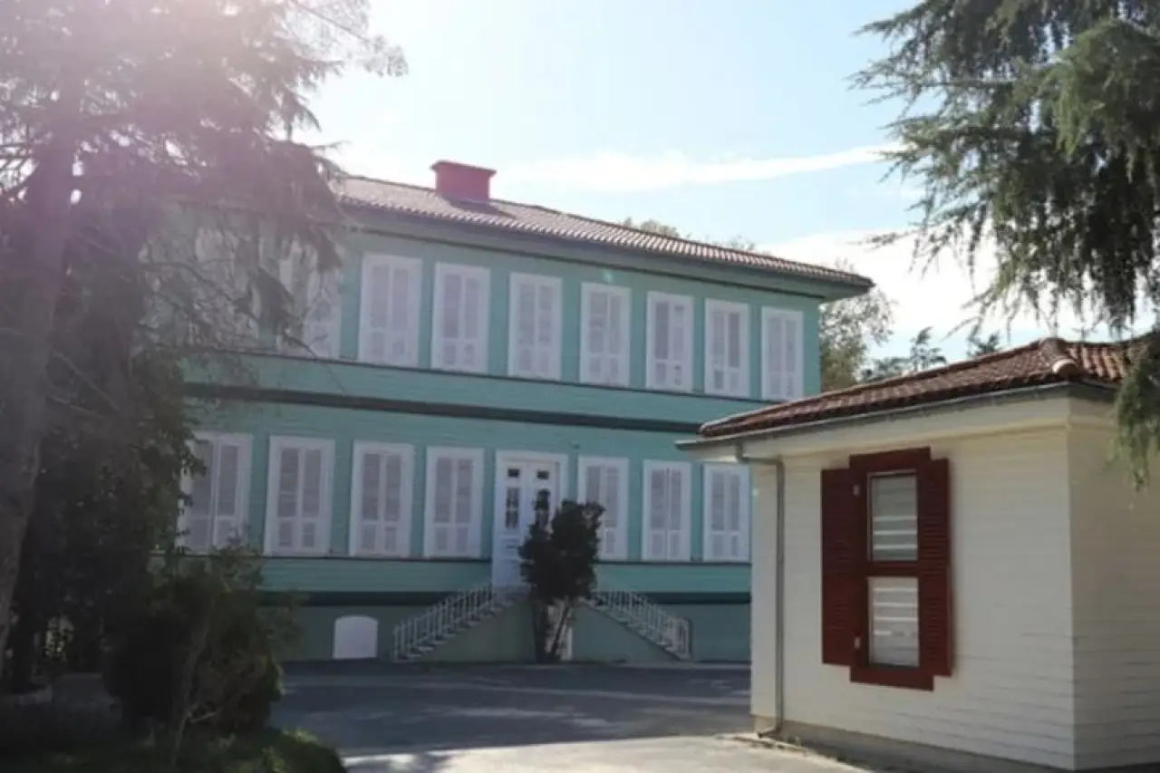 Koşuyolu Kalp Hastanesi Arazisi Satışta: Halkın Sağlığı Ranta Kurban mı Ediliyor?