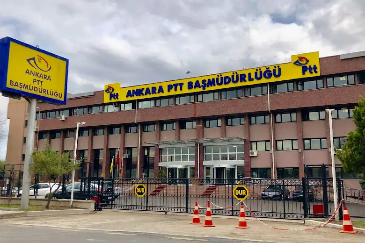 PTT Emekçileri Kölelik Düzenine Karşı Ayakta: Hukuksuz Dayatmalar Sürüyor mu?