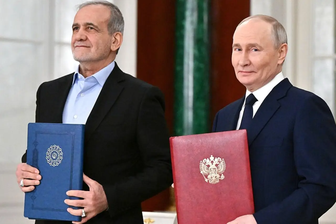 Ortadoğu'da Yeni Denklem Mi Kuruluyor? Putin ve Pezeşkiyan'dan Kritik Telefon Görüşmesi