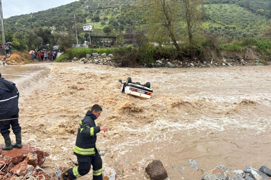 Afet Değil İhmal: Seller Neden Can Alıyor? Uzmanlar İnsan Etkisini İşaret Ediyor