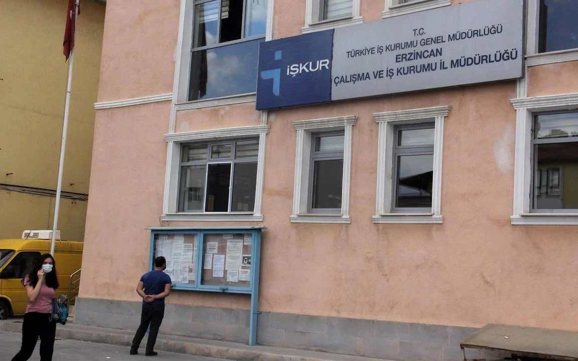 TÜİK’in İşsizlik Rakamları: Gerçekler mi Gizleniyor, Atıl İşgücü Neden Rekor Kırıyor?