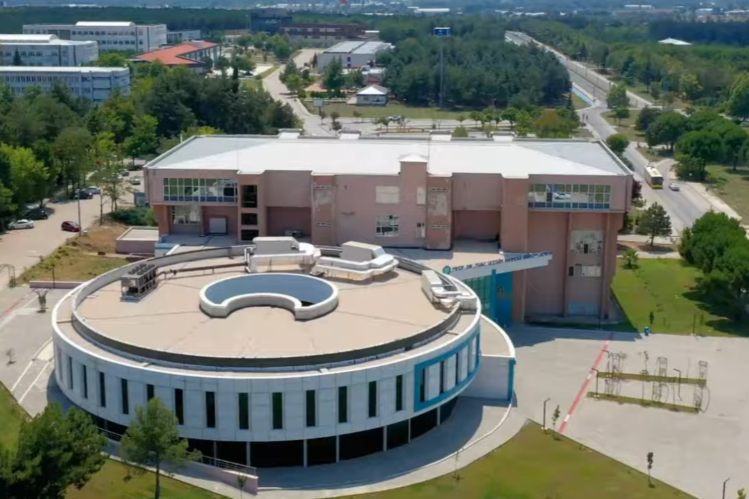Uludağ Üniversitesi'nde İŞKUR Çalışanlarına 'Zorunlu' Katılım İddiası: Numan Kurtulmuş Programı