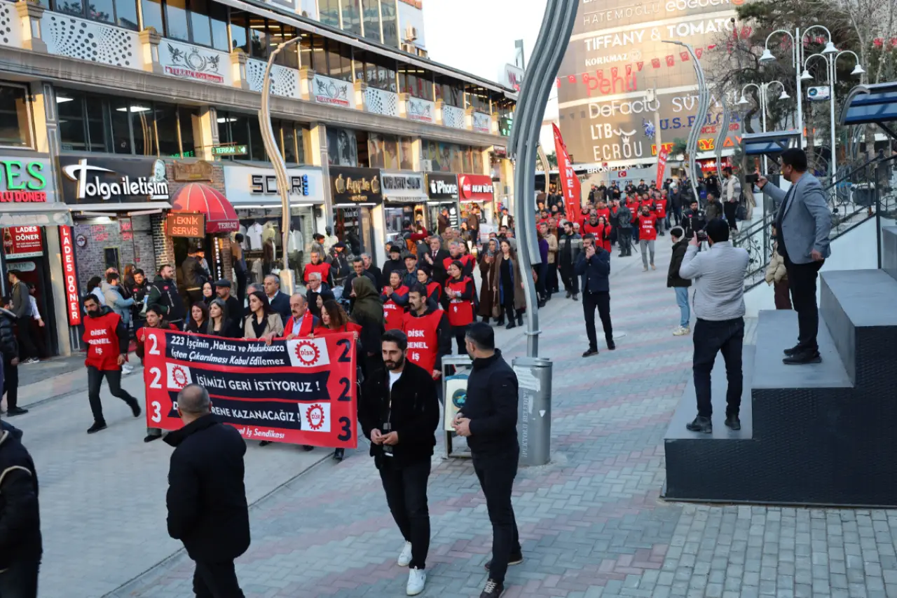 Van'da Kayyım Zulmü: İşçilerin Onurlu Direnişi 257 Gündür Sürüyor!