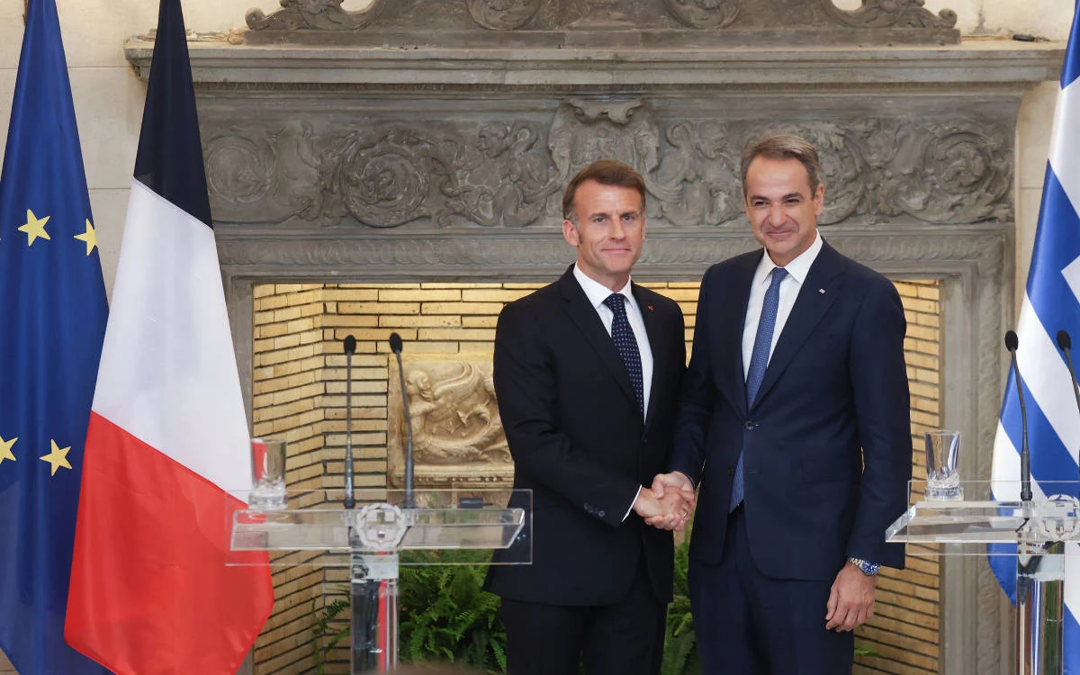 Yunanistan-Fransa Anlaşması: Akdeniz'de Gerilim Mi, Yoksa Yeni Bir Güç Dengesi Arayışı Mı?